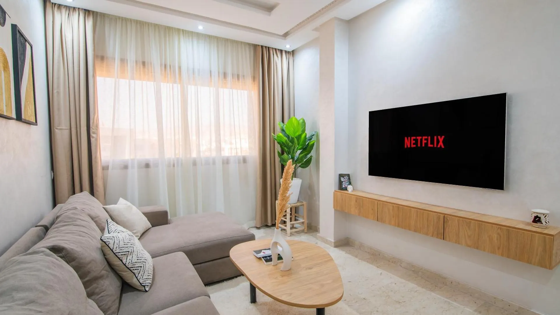 Modern Apartment In The Center Of Agadir With Panoramic View 0*,